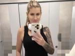 KatyStar - Willst du dich nicht langweilen? Kommen Sie und wichsen Sie es!
