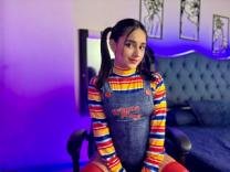 ErikaCarter - Süß, frech & bereit zu spielen? Lass deine Fantasien nach mehr flehen