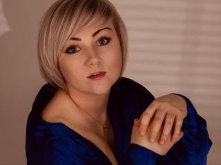 BlondPearl Privat - Ich mache Vanille-Shows wie gegenseitige Mastu**ation, Bl*w Job, sexy necken, tanzen, Striptease, Kli**ris spielen, Mu**hi spielen mit Vibe Spielzeug oder Finger, Fersen (NO TOYS)
Exklusiv - Di**o fi**en, reiten, Füße und andere Wünsche, C2C, Dirty Talk, Arsch necken,...